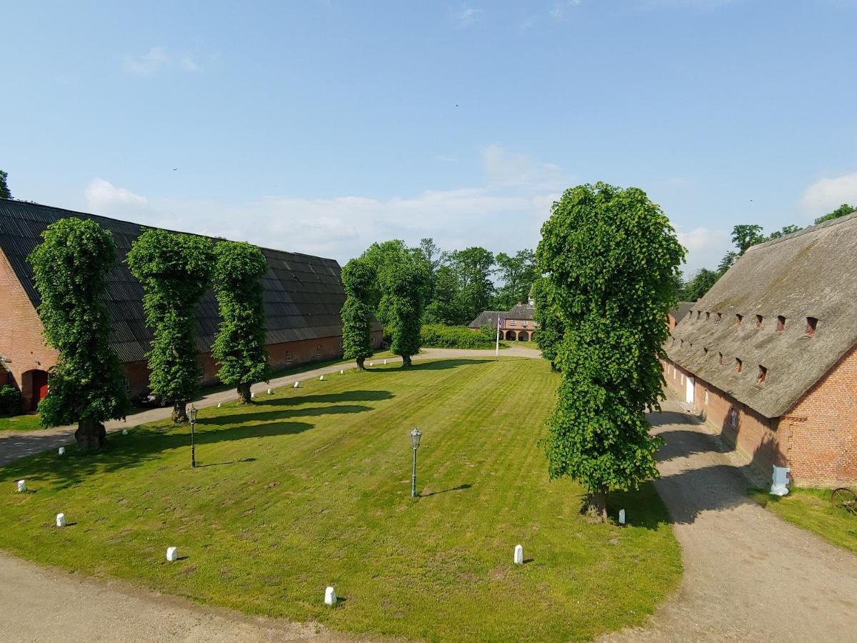 Gut Hohenstein - Meiereiappartment Barkelsby Eksteriør bilde